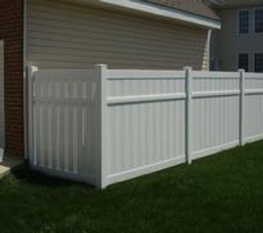 vinyl semi privacy fence