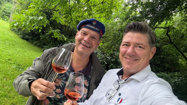 Ralf und Uwe bei ihrer Lieblingsbeschäftigung 😊