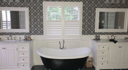 Plantation shutters in a Somerset, NJ bathroom.