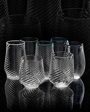 Stemless Wine Glasses. Come in a variety of shapes, sizes, and color accents. Make the perfect gift.