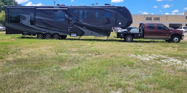 Toy hauler transport