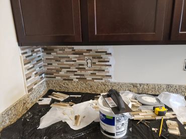 Backsplash - before
