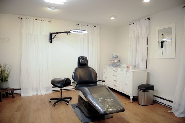 Kymberlee's Permanent Makeup & Aesthetics, Beach Street, Saco, Maine