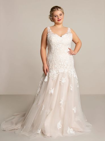 champagne and ivory tulle fit n flare vneck wedding dress on a size 20 model