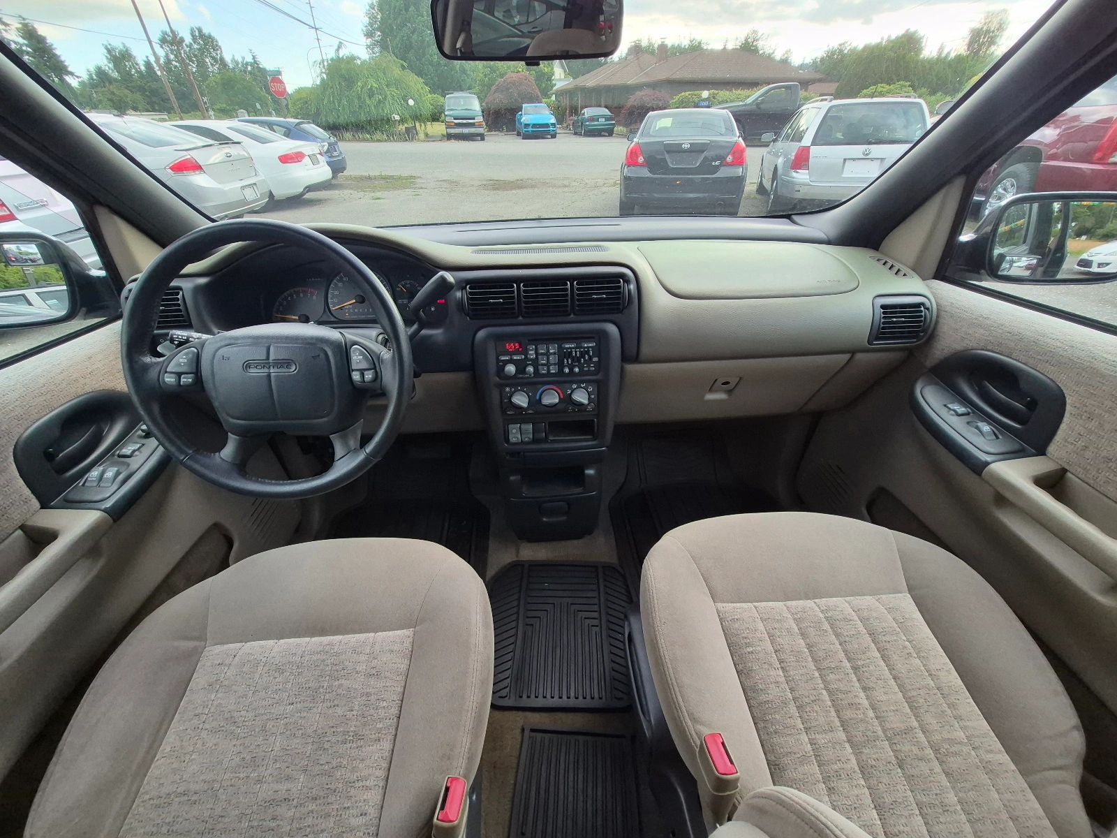 1997 Pontiac Trans Sport - Photo 10