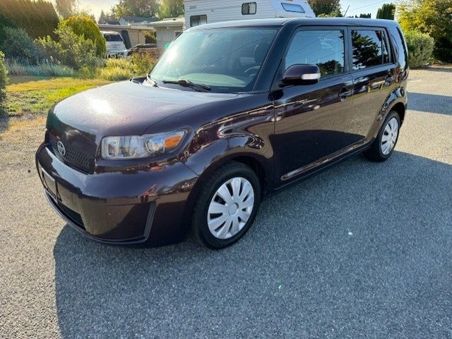 2010 Scion xB's photo