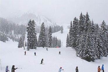 Stevens Pass ski hill