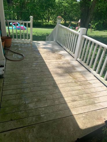Photo of deck before washing