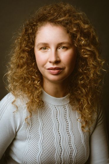 woman portrait photographer