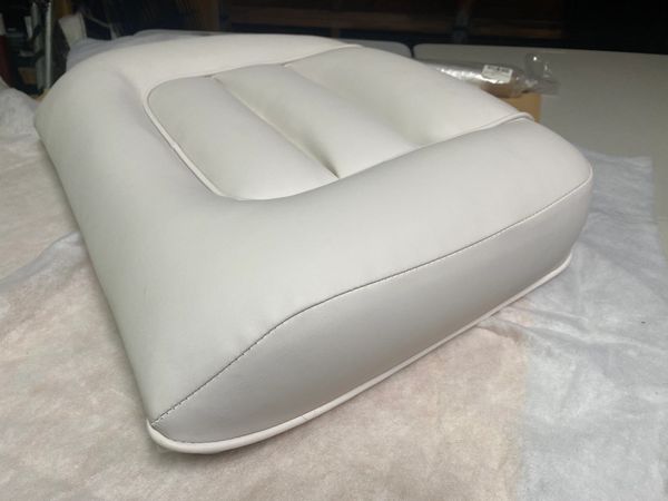 Sunbrella fabrics. Lifetime thread. Color matched piping.