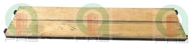 Plataforma área de contacto madera de 2.13m de largo x 0.49m ancho. Montada sobre ángulo reforzado