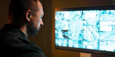 Em caso de qualquer tentativa de invasão ou evento suspeito, nossa central 24h é acionada imediatame