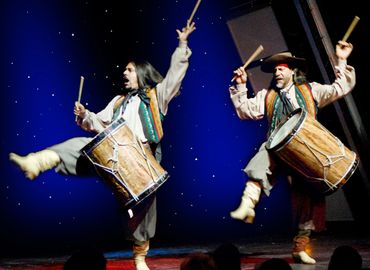 Comedy and rhythm of the Crazy Gauchos