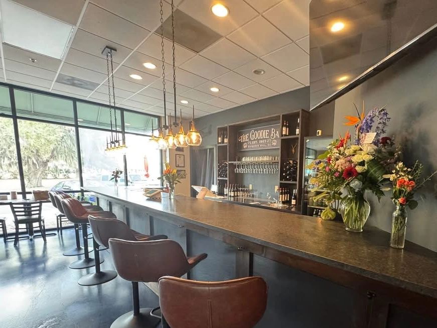 The Goodie Bar bar and lighting
Richmond Hill, Georgia
Wine and charcuterie bar