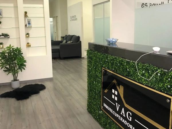 Lobby principal de las oficinas de VAG Monterrey