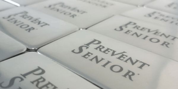 Gravação a laser em metal Gravação a laser em mdf Gravação a laser em acrilico Gravação a laser