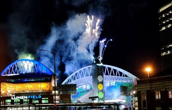 Picture of fireworks at Lumen Field a short walk from Seattle Pinball Museum, taken and edited by Za