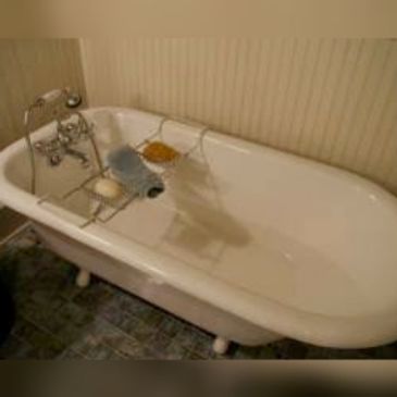 Clawfoot bathtubs are one of our specialized services.  Your clawfoot can be installed or not. We ca