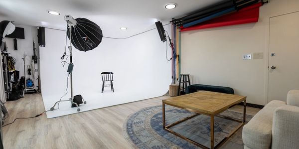 The Film Garage 208 in Idaho Falls- cyclorama wall, photography paper rolls, professional lighting