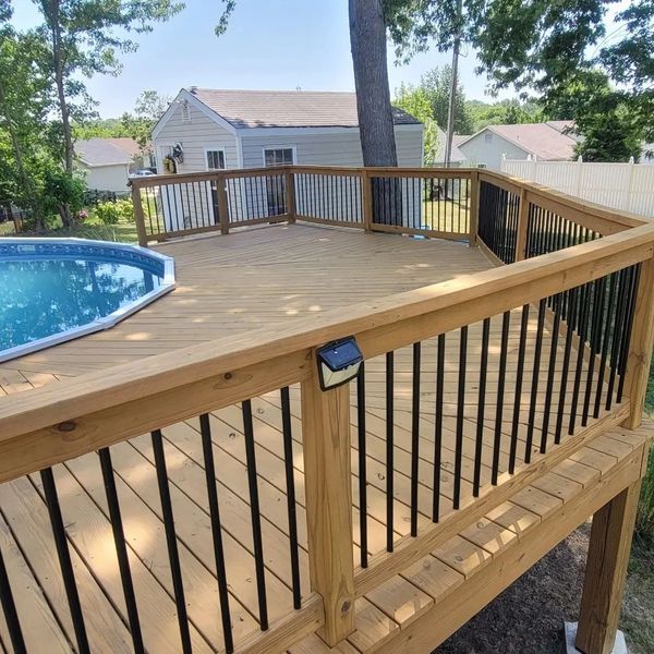 Deck staining & painting