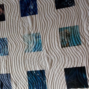 Cloudy Skies Wave Pattern: Edge to Edge