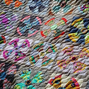 Free Motion Tight Waves Pattern: Edge to Edge