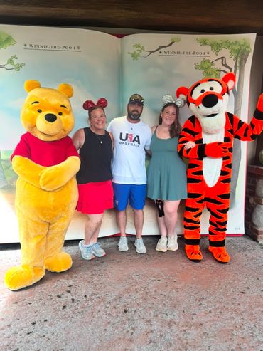 Lisa hardy, Disney travel agent, travel planner, castle and crown travel boutique, trussville, tn