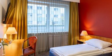 GOOD MORNING + BERLIN CITY EAST exonomy accommodation with suitable centrally location.