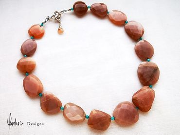 N793
Stones: Peach Moonstone & Amazonite. (Comes with matching Earrings)