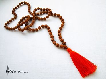 N796-Orange
Rudraksha Mala, 108 beads.
Rudraksha are sacred seeds that's been used in Asian cultures
