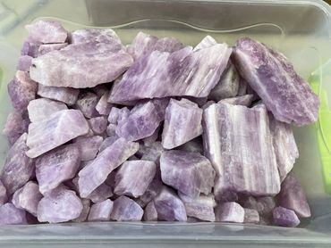 Kunzite crystals