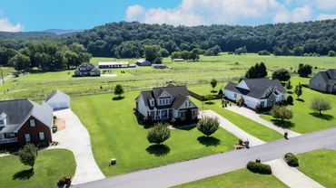 Real Estate Aerial listing photo location Reveal Shot