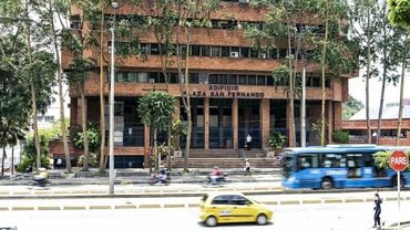 Cl. 5 #38-25 en Cali, ubicación consultorio de la Dra. Victoria Cortés, fácil acceso y parqueadero