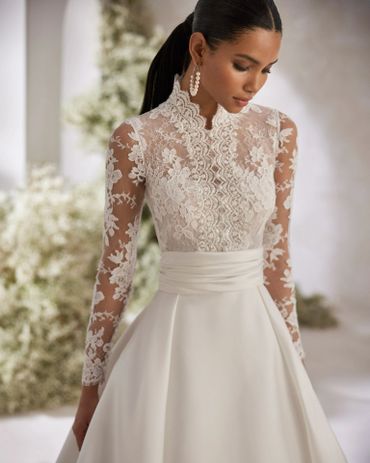 Rosa Clara Tolosa wedding dress
