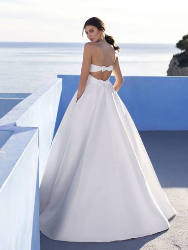 White One Everlasting back