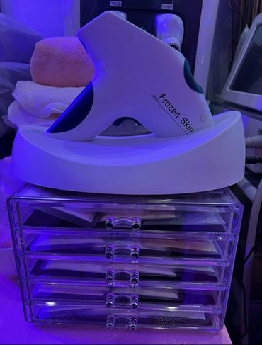 Princess Oxygen Facial 
tri-polar, Oxypod, Oxy dome , frozen face  Gift a 3 pack of mummy mask