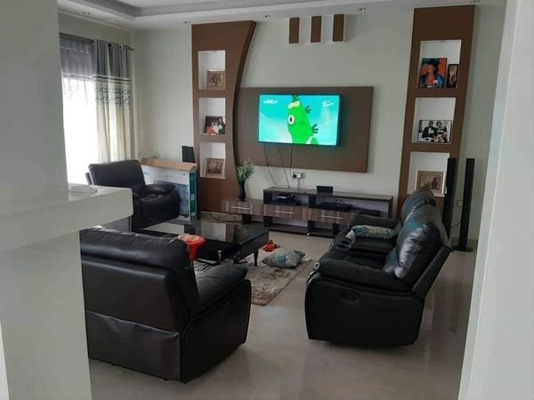 Property for sale at Kira off Mameri to road on 26 decimals private Mailo land ww.sivoagency.com