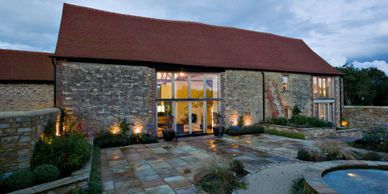 Cluster. 4 beds, 4 baths, 3 en-suite, 2 lounges, dining, study, double garage,