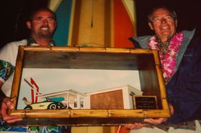 hobie dave reynolds surf trophy diorama