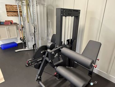 Treatment tables and gym at BERG Physical Therapy in Howell, NJ