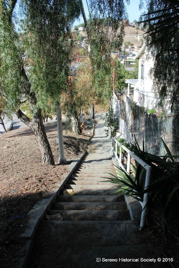 A series of photos as I toured El Sereno's Heidleman Stairway.