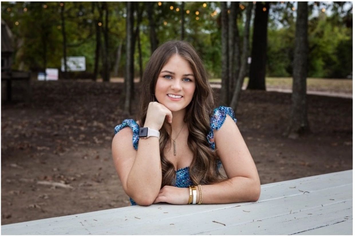 Addison Holloway headshot