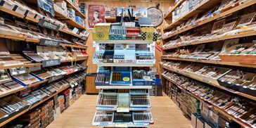 walk in humidor with climate control