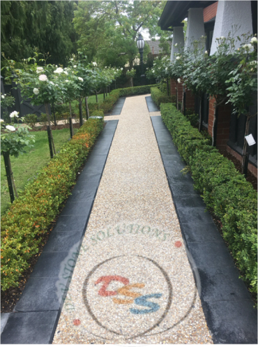 cleaning Exposed aggregate
sealing Exposed aggregate
Sealing Pavers