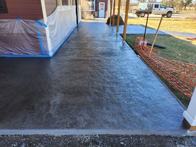 Concrete driveway, walkways, patios, remodeling services and more in Central Oregon C2M Contract