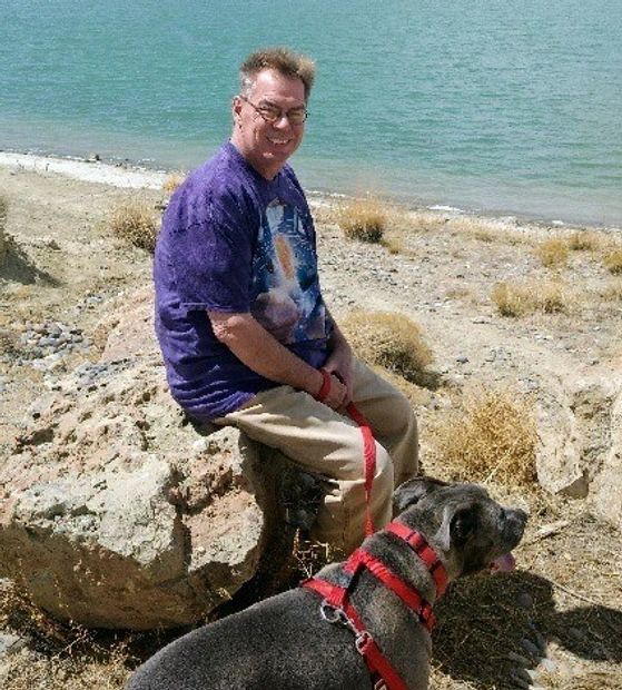 Casey is an experienced pet sitter in Farmington New Mexico