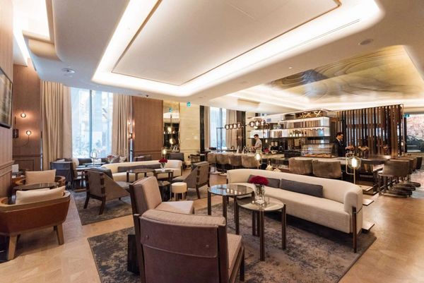 st regis lobby