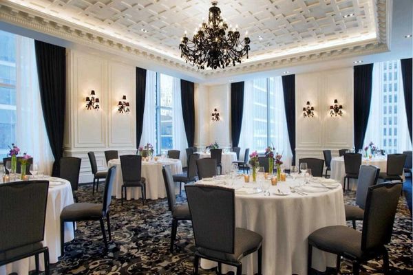 stregis dinning area banquet