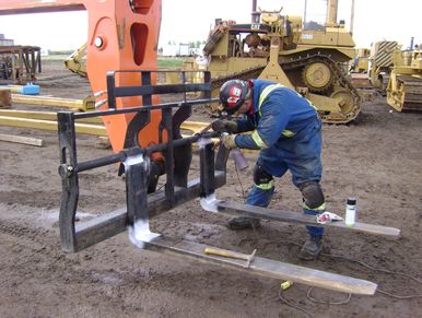 Forklift annual structural inspection NDT certification - Winnipeg Manitoba Magnaflux - Zoom Boom
