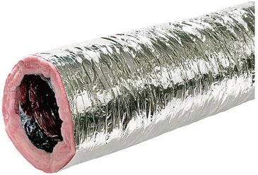 ダクトの交換。断熱のトラブルなどで水たまりができている場合も交換しています。ビニールタイプのほうが定期的な清掃でキレイを維持できます。